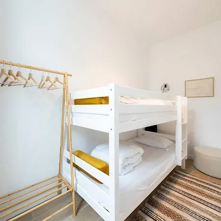Comfortable Urban Retreat For 6 In *